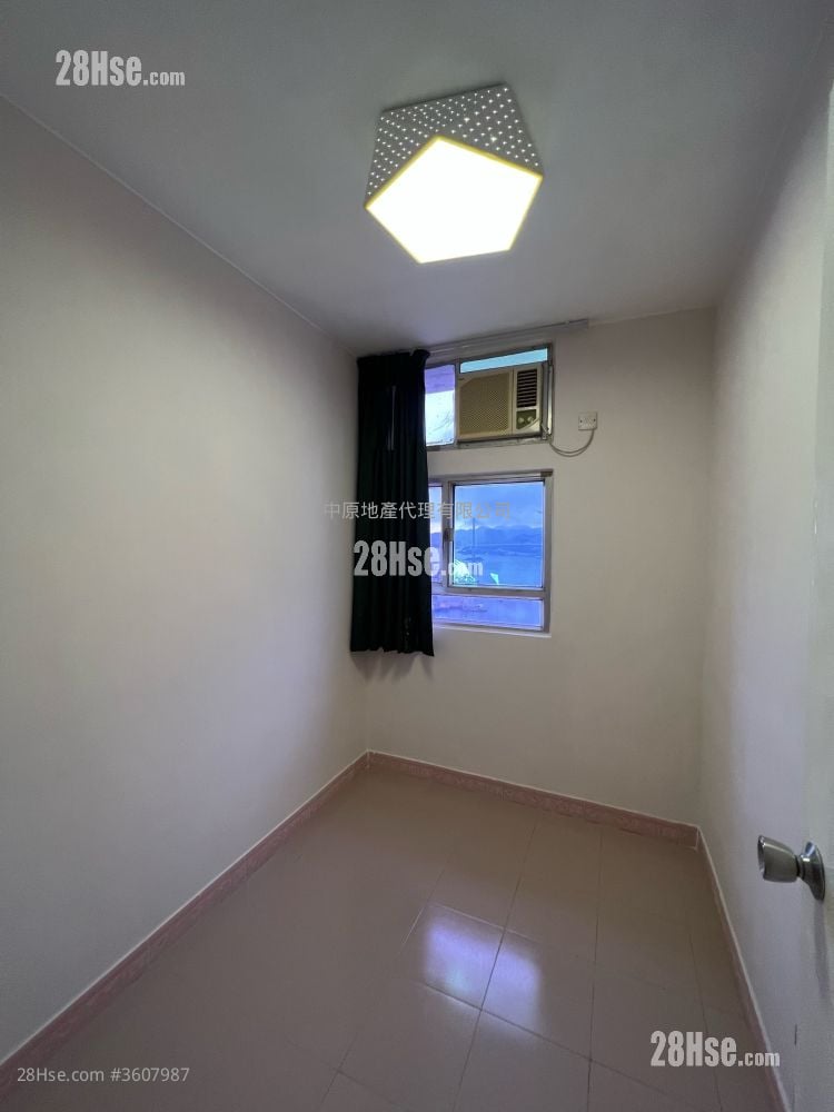 Ching Tai Court Sell 3 Bedrooms , 1 Bathroom 554 ft² Ching Tai Court Sell 3 Bedrooms , 1 Bathroom 554 ft²