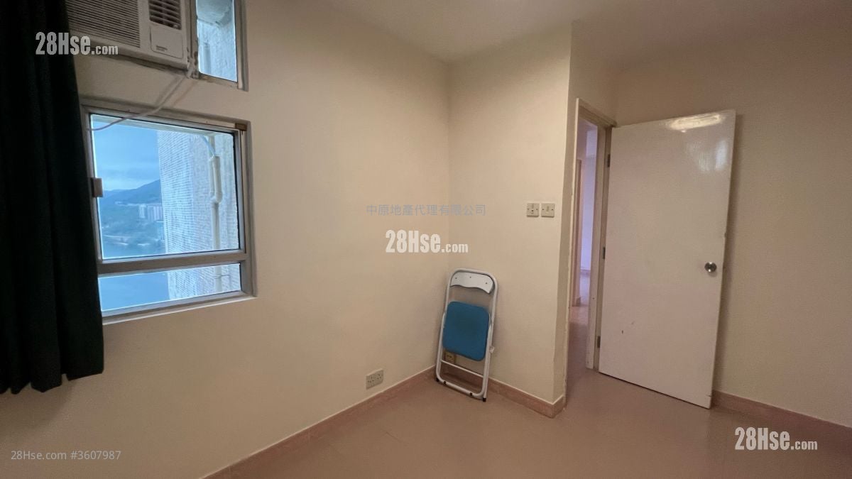 Ching Tai Court Sell 3 Bedrooms , 1 Bathroom 554 ft² Ching Tai Court Sell 3 Bedrooms , 1 Bathroom 554 ft²