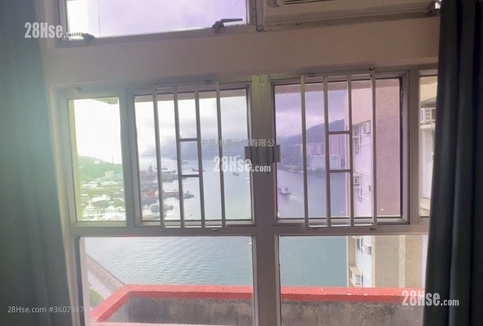 Ching Tai Court Sell 3 Bedrooms , 1 Bathroom 554 ft² Ching Tai Court Sell 3 Bedrooms , 1 Bathroom 554 ft²