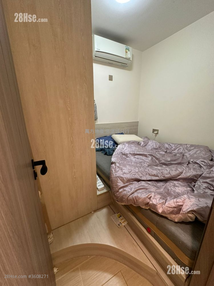 Yuk Wo Court Sell 2 Bedrooms , 1 Bathroom 302 ft² Yuk Wo Court Sell 2 Bedrooms , 1 Bathroom 302 ft²