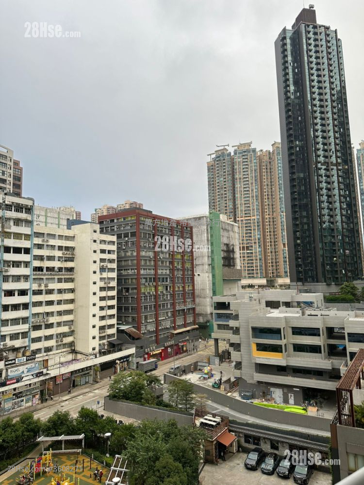 Yuk Wo Court Sell 2 Bedrooms , 1 Bathroom 302 ft² Yuk Wo Court Sell 2 Bedrooms , 1 Bathroom 302 ft²