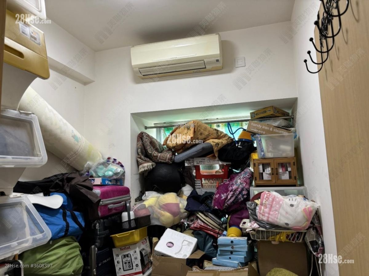 Century Gateway Sell 3 Bedrooms , 2 Bathrooms 663 ft² Century Gateway Sell 3 Bedrooms , 2 Bathrooms 663 ft²