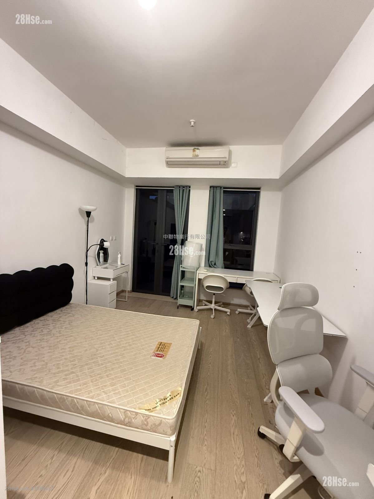 The Met. Acappella Rental 262 ft²