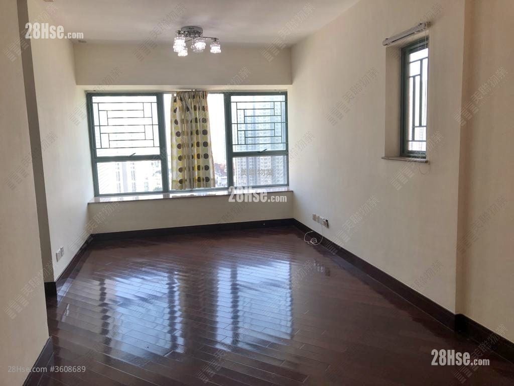 Aquamarine Sell 2 Bedrooms 508 ft²