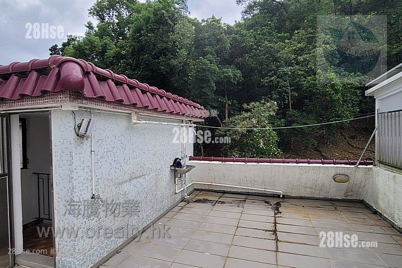 Yau Yue Wan Village Rental 3 Bedrooms , 1 Bathroom 700 ft² Yau Yue Wan Village Rental 3 Bedrooms , 1 Bathroom 700 ft²