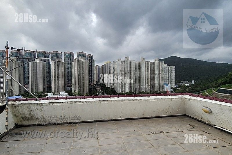 Yau Yue Wan Village Rental 3 Bedrooms , 1 Bathroom 700 ft² Yau Yue Wan Village Rental 3 Bedrooms , 1 Bathroom 700 ft²