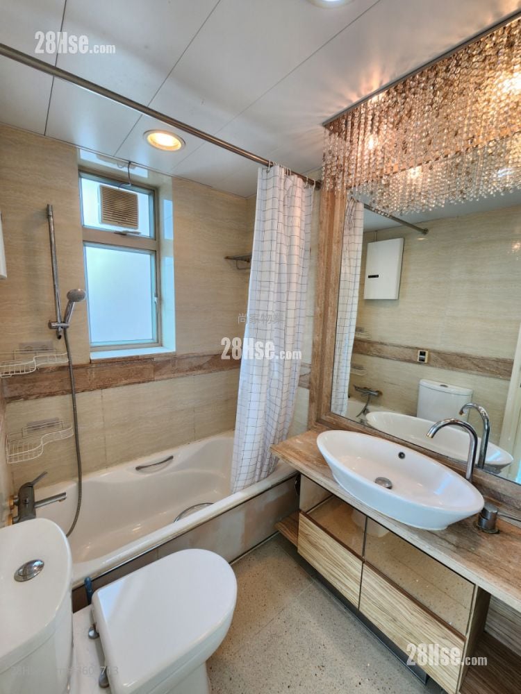 Uptown Sell 3 Bedrooms , 2 Bathrooms 760 ft² Uptown Sell 3 Bedrooms , 2 Bathrooms 760 ft²