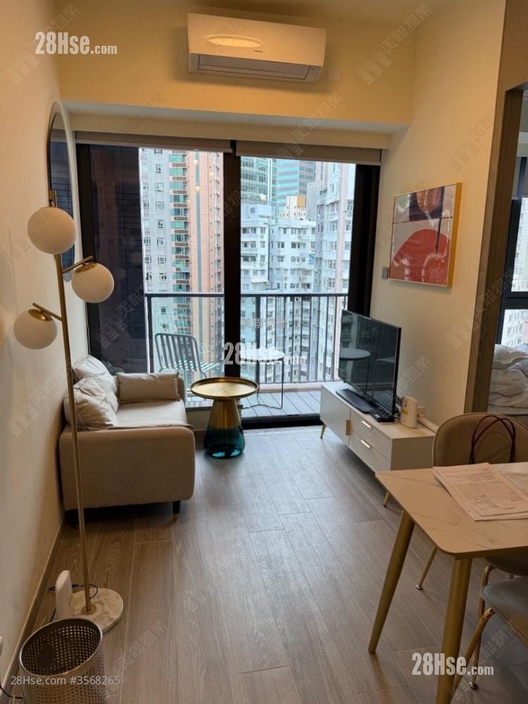 The Queens Sell 1 Bedroom , 1 Bathroom 265 ft²