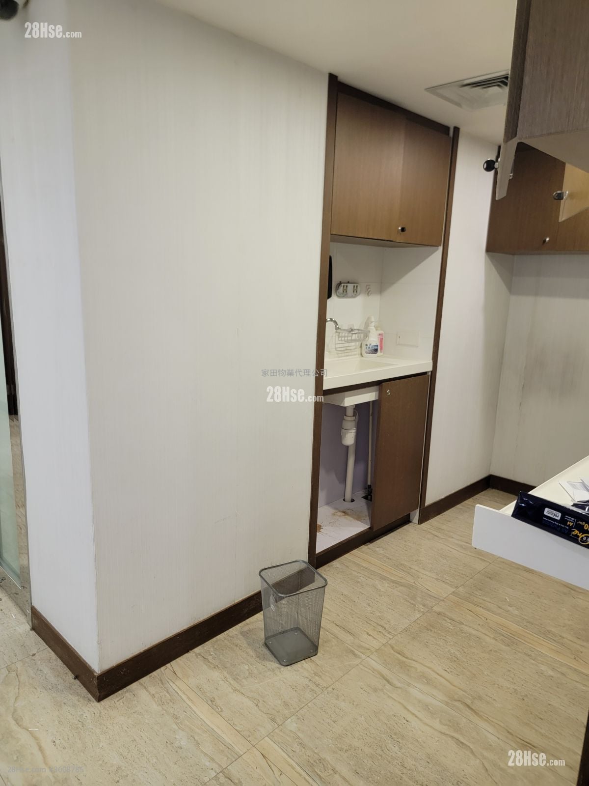 广安银行旺角分行大厦 售盘 5+ 房 , 1 浴室