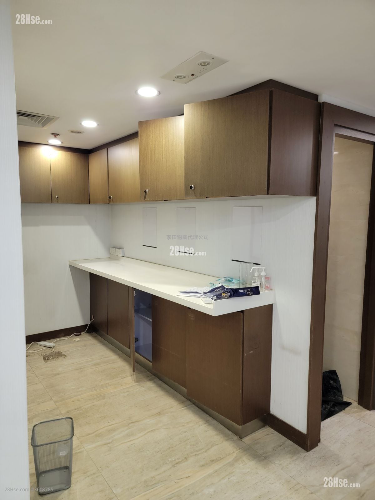 广安银行旺角分行大厦 售盘 5+ 房 , 1 浴室