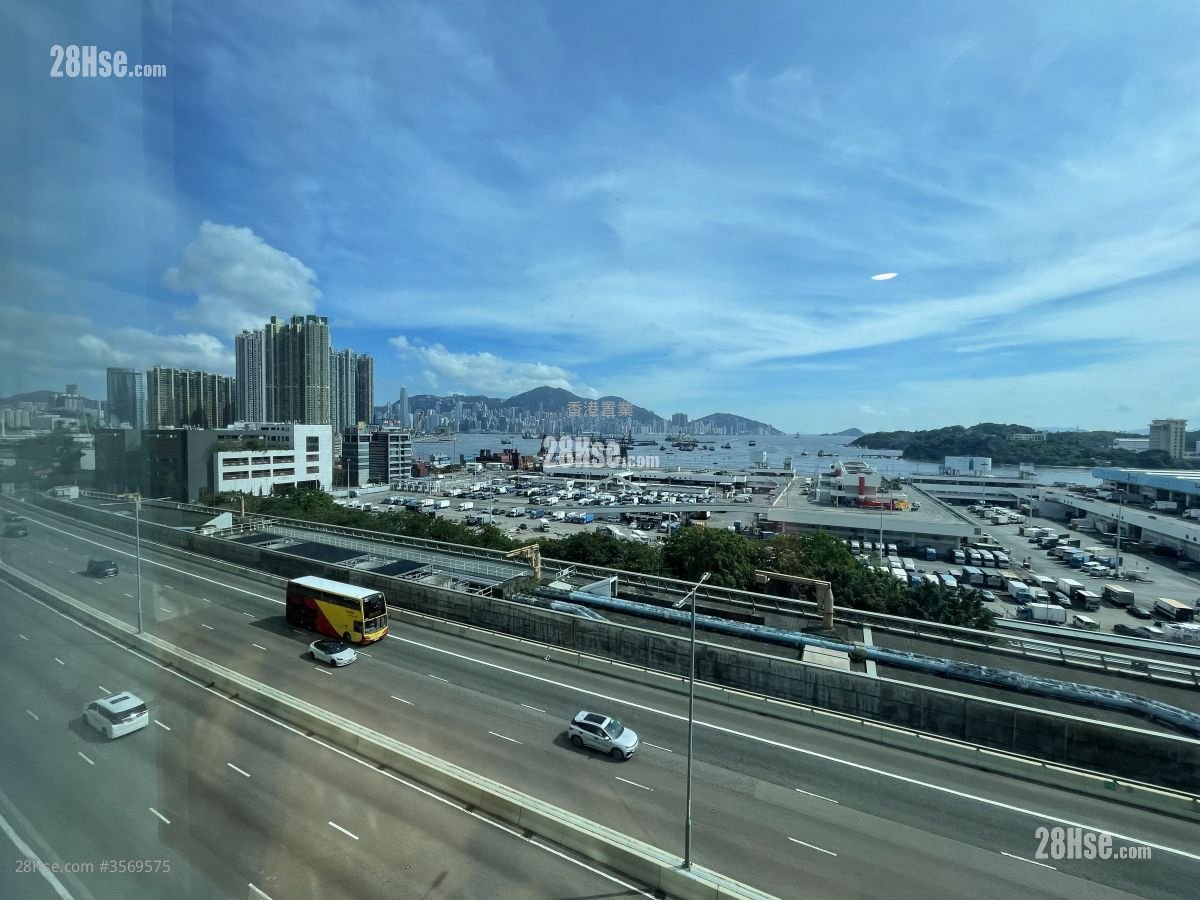 Cullinan West Sell 3 Bedrooms , 2 Bathrooms 1,630 ft² Cullinan West Sell 3 Bedrooms , 2 Bathrooms 1,630 ft²