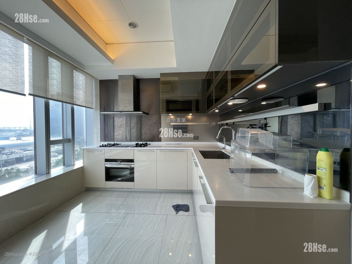 Cullinan West Sell 3 Bedrooms , 2 Bathrooms 1,630 ft² Cullinan West Sell 3 Bedrooms , 2 Bathrooms 1,630 ft²