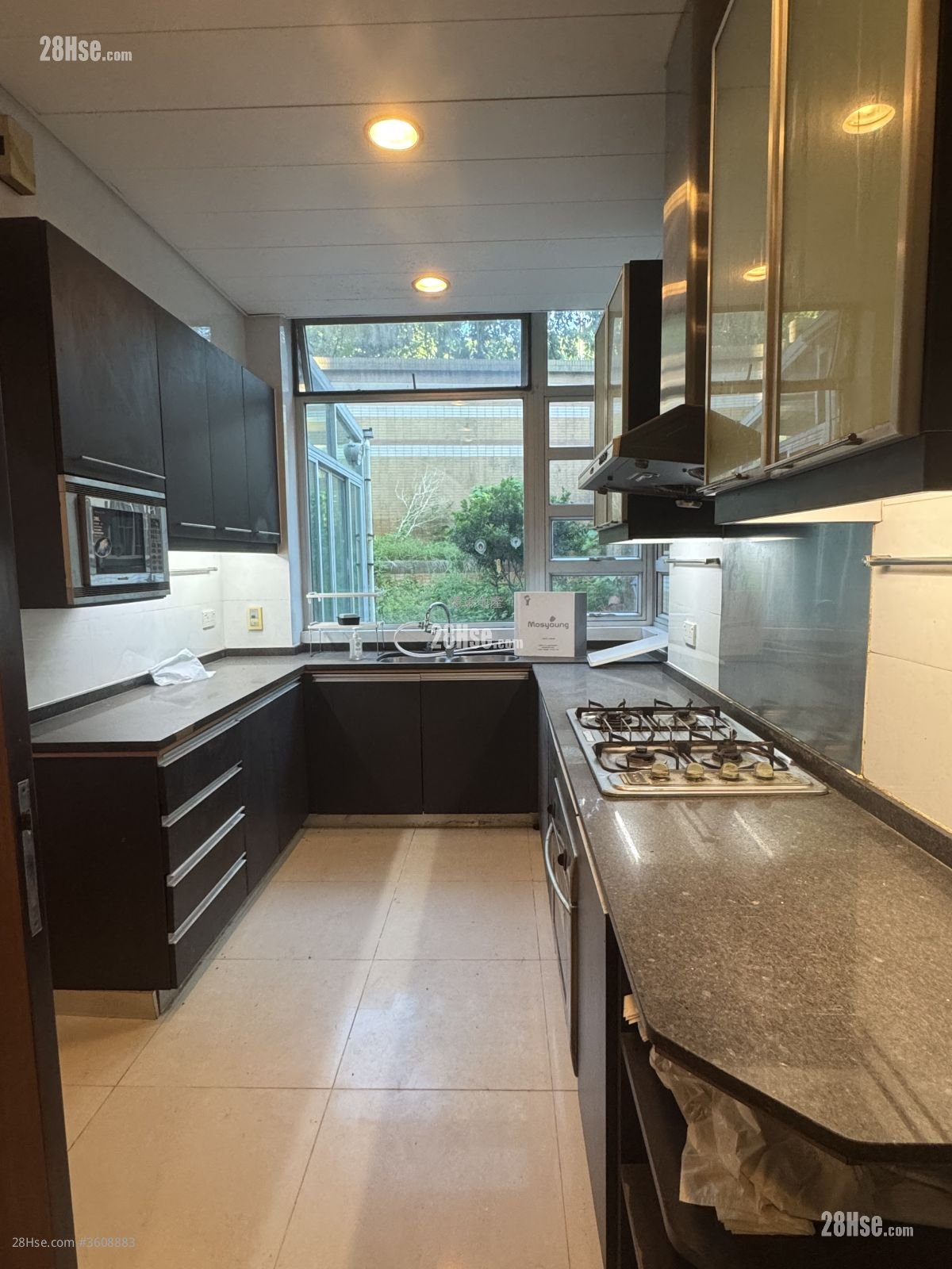 邁爾豪園 租盤 5+ 房 , 5+ 浴室 2,482 平方呎 邁爾豪園 租盤 5+ 房 , 5+ 浴室 2,482 平方呎