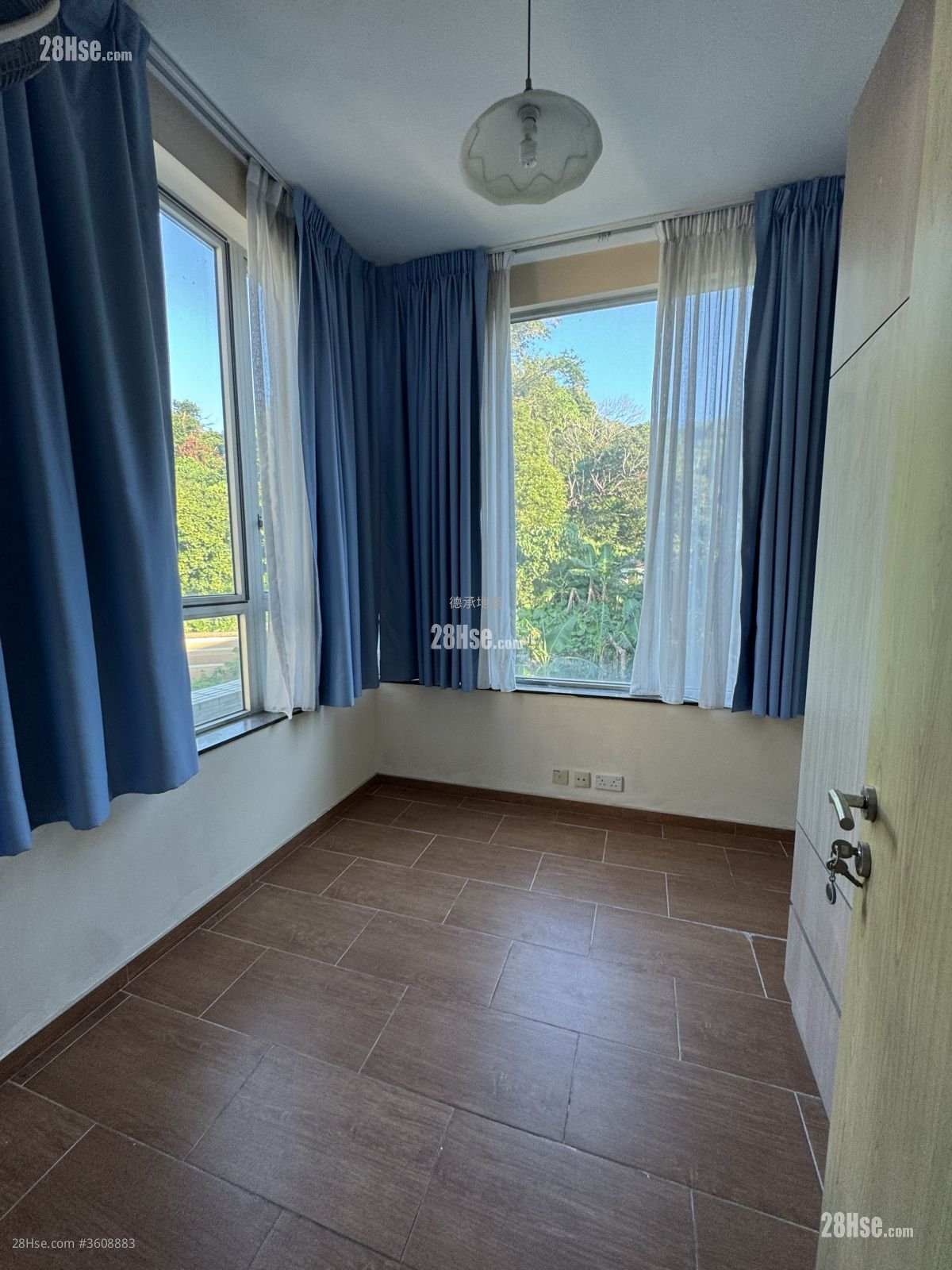 邁爾豪園 租盤 5+ 房 , 5+ 浴室 2,482 平方呎 邁爾豪園 租盤 5+ 房 , 5+ 浴室 2,482 平方呎