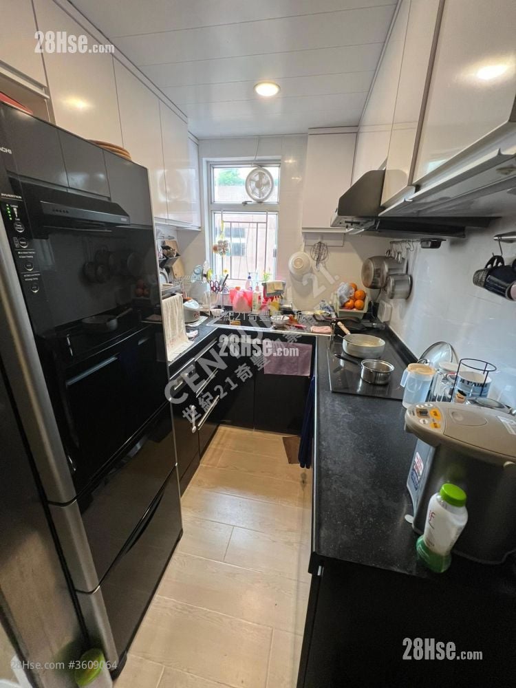 愉翠苑 售盤 2 房 , 1 浴室 510 平方呎 愉翠苑 售盤 2 房 , 1 浴室 510 平方呎