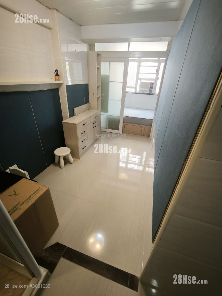 On Keung Building Rental 1 Bedroom 150 ft²