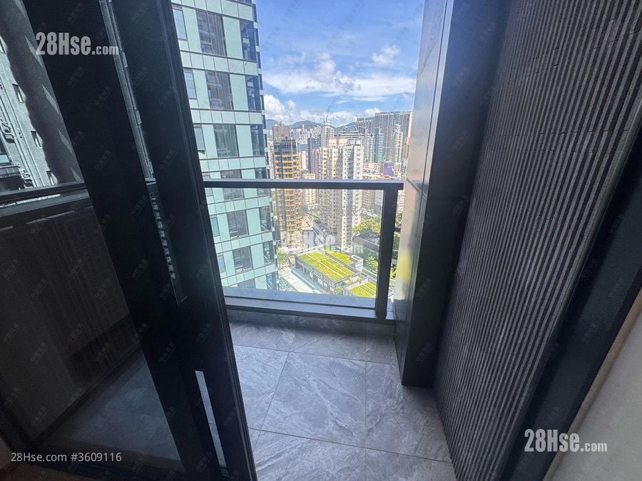 Onmantin Rental 2 Bedrooms , 1 Bathroom 488 ft² Onmantin Rental 2 Bedrooms , 1 Bathroom 488 ft²