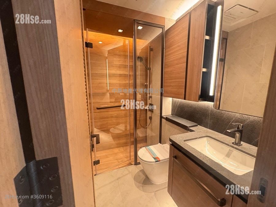 Onmantin Rental 2 Bedrooms , 1 Bathroom 488 ft² Onmantin Rental 2 Bedrooms , 1 Bathroom 488 ft²