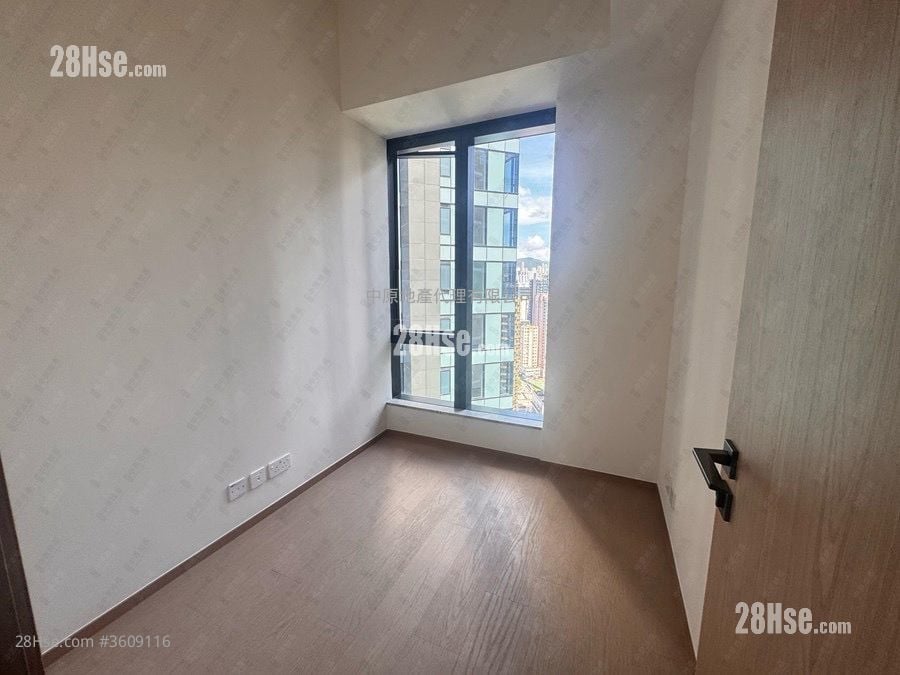 Onmantin Rental 2 Bedrooms , 1 Bathroom 488 ft² Onmantin Rental 2 Bedrooms , 1 Bathroom 488 ft²