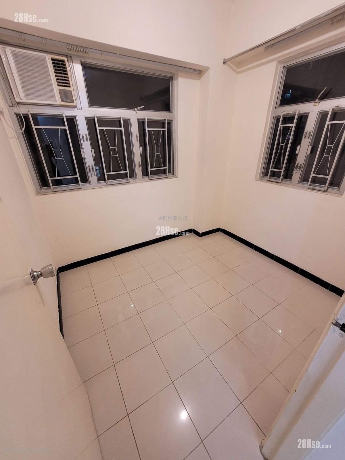 Cosmopolitan Estate Rental 2 Bedrooms 326 ft² Cosmopolitan Estate Rental 2 Bedrooms 326 ft²