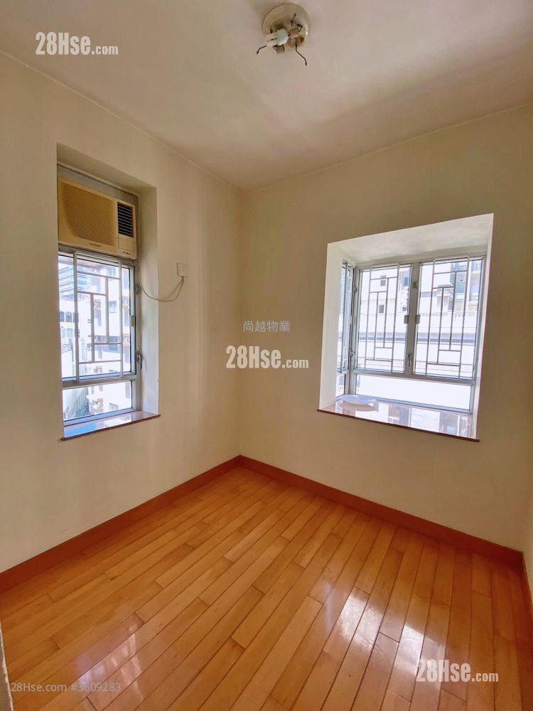 Kui Yan Court Rental 2 Bedrooms , 1 Bathroom 395 ft²