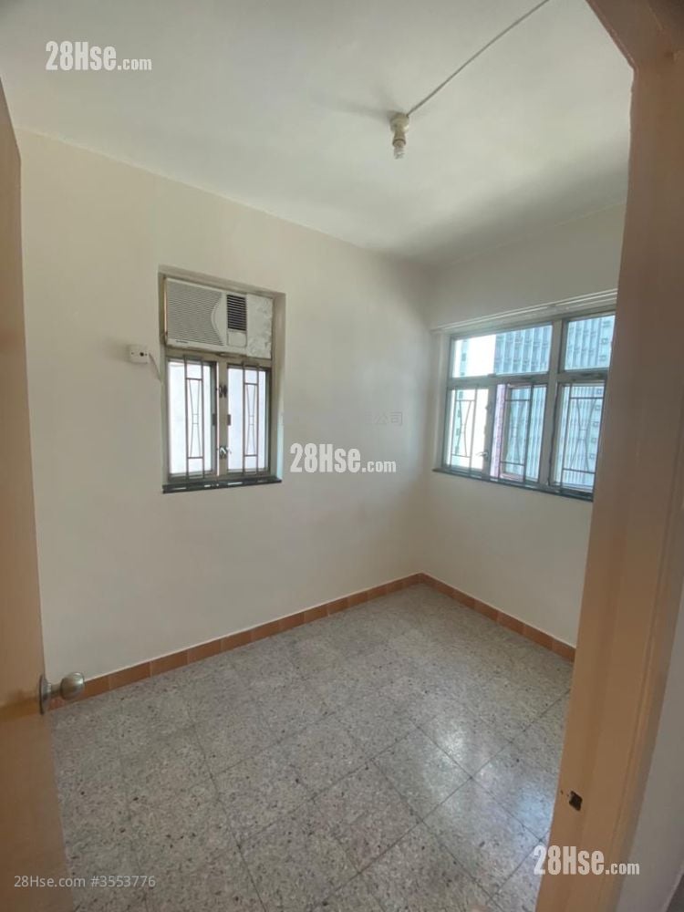 Wah Fai House Rental 3 Bedrooms , 1 Bathroom 416 ft² Wah Fai House Rental 3 Bedrooms , 1 Bathroom 416 ft²