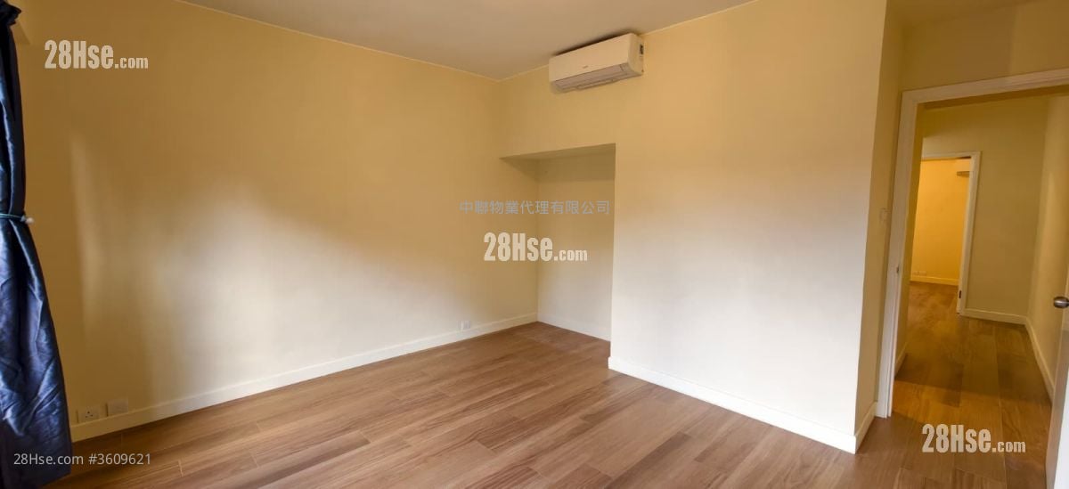 Ville De Cascade Rental 3 Bedrooms , 2 Bathrooms 1,760 ft² Ville De Cascade Rental 3 Bedrooms , 2 Bathrooms 1,760 ft²