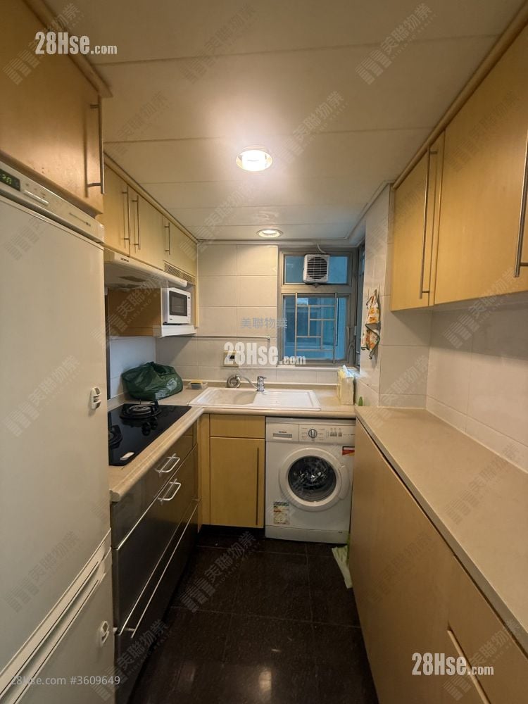 Park Central Sell 2 Bedrooms , 1 Bathroom 465 ft² Park Central Sell 2 Bedrooms , 1 Bathroom 465 ft²