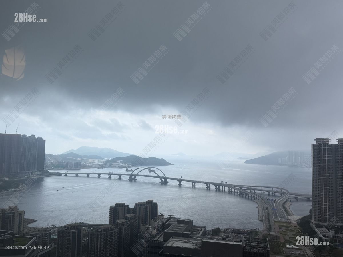 Park Central Sell 2 Bedrooms , 1 Bathroom 465 ft² Park Central Sell 2 Bedrooms , 1 Bathroom 465 ft²