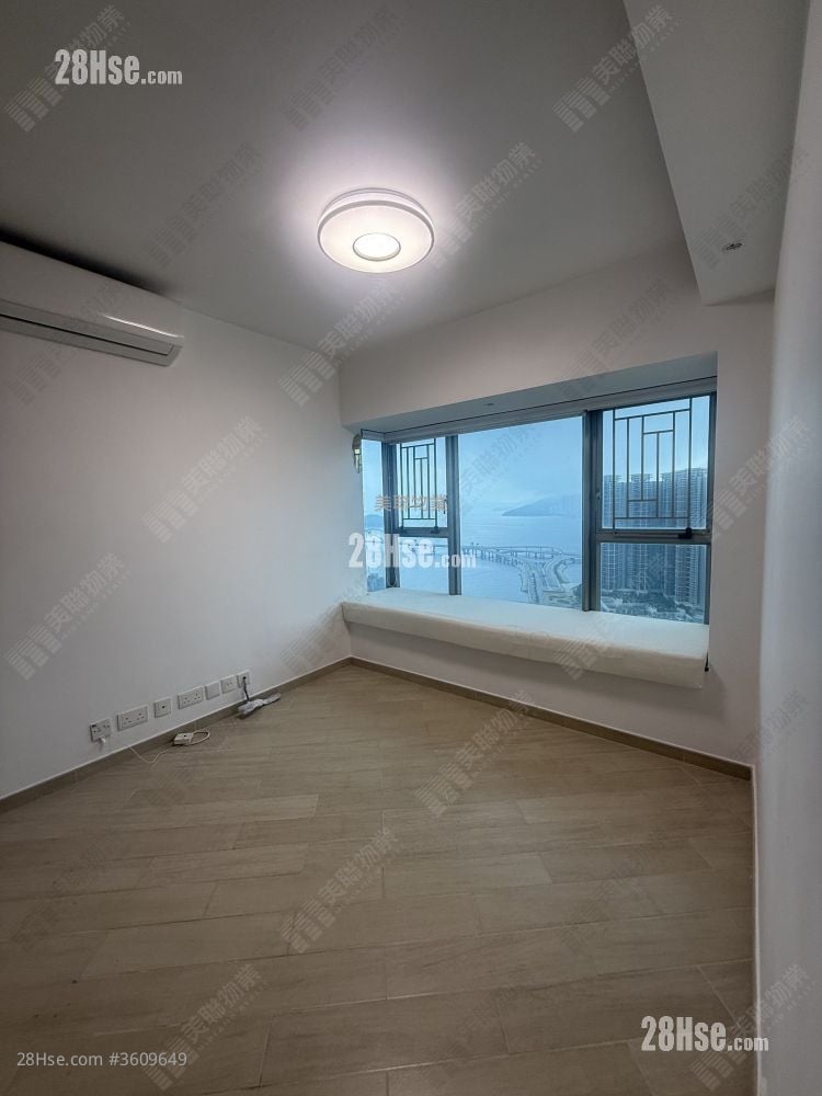 Park Central Sell 2 Bedrooms , 1 Bathroom 465 ft² Park Central Sell 2 Bedrooms , 1 Bathroom 465 ft²