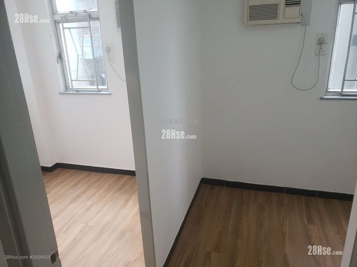 Wyler Garden Sell 2 Bedrooms , 1 Bathroom 336 ft² Wyler Garden Sell 2 Bedrooms , 1 Bathroom 336 ft²