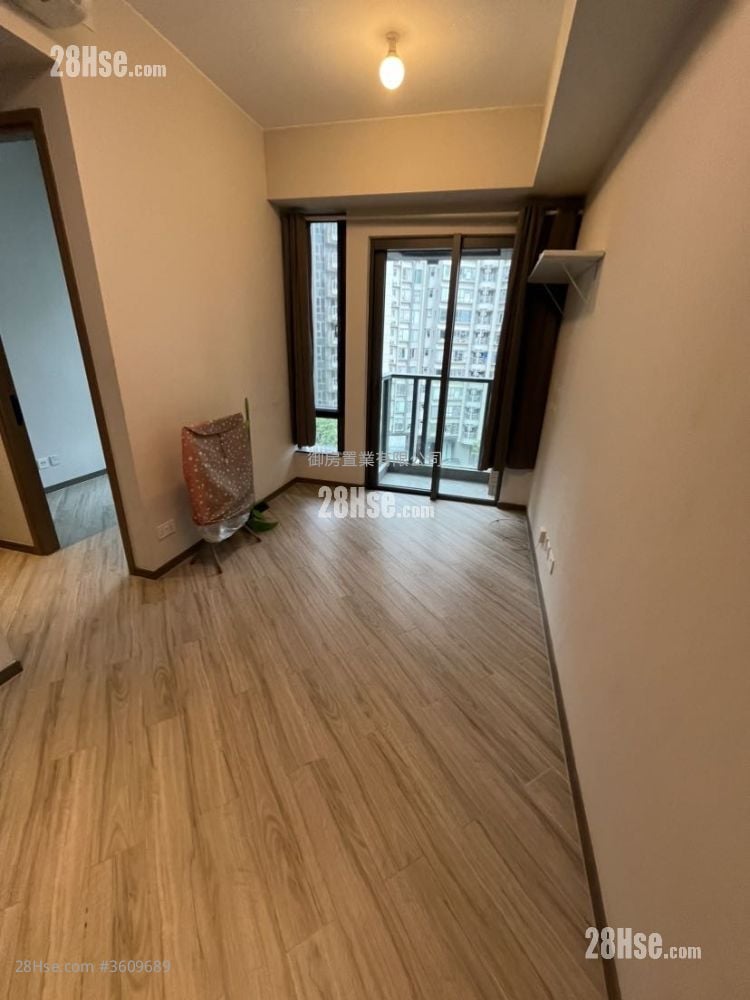 Reach Summit Rental 370 ft²