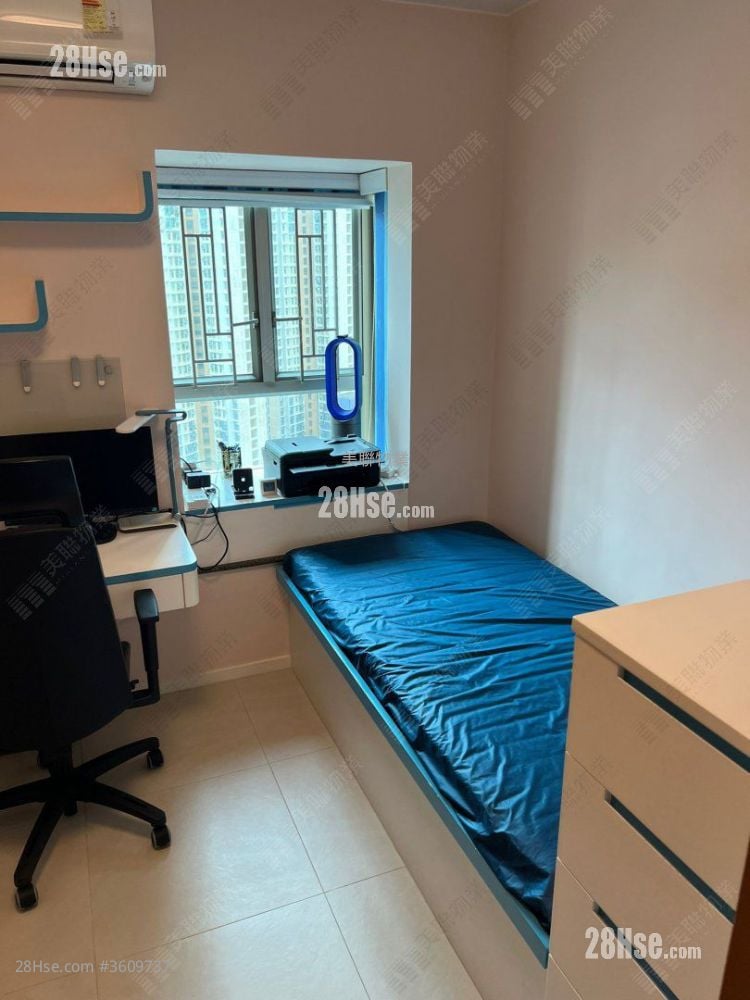 Park Central Sell 3 Bedrooms , 2 Bathrooms 680 ft² Park Central Sell 3 Bedrooms , 2 Bathrooms 680 ft²