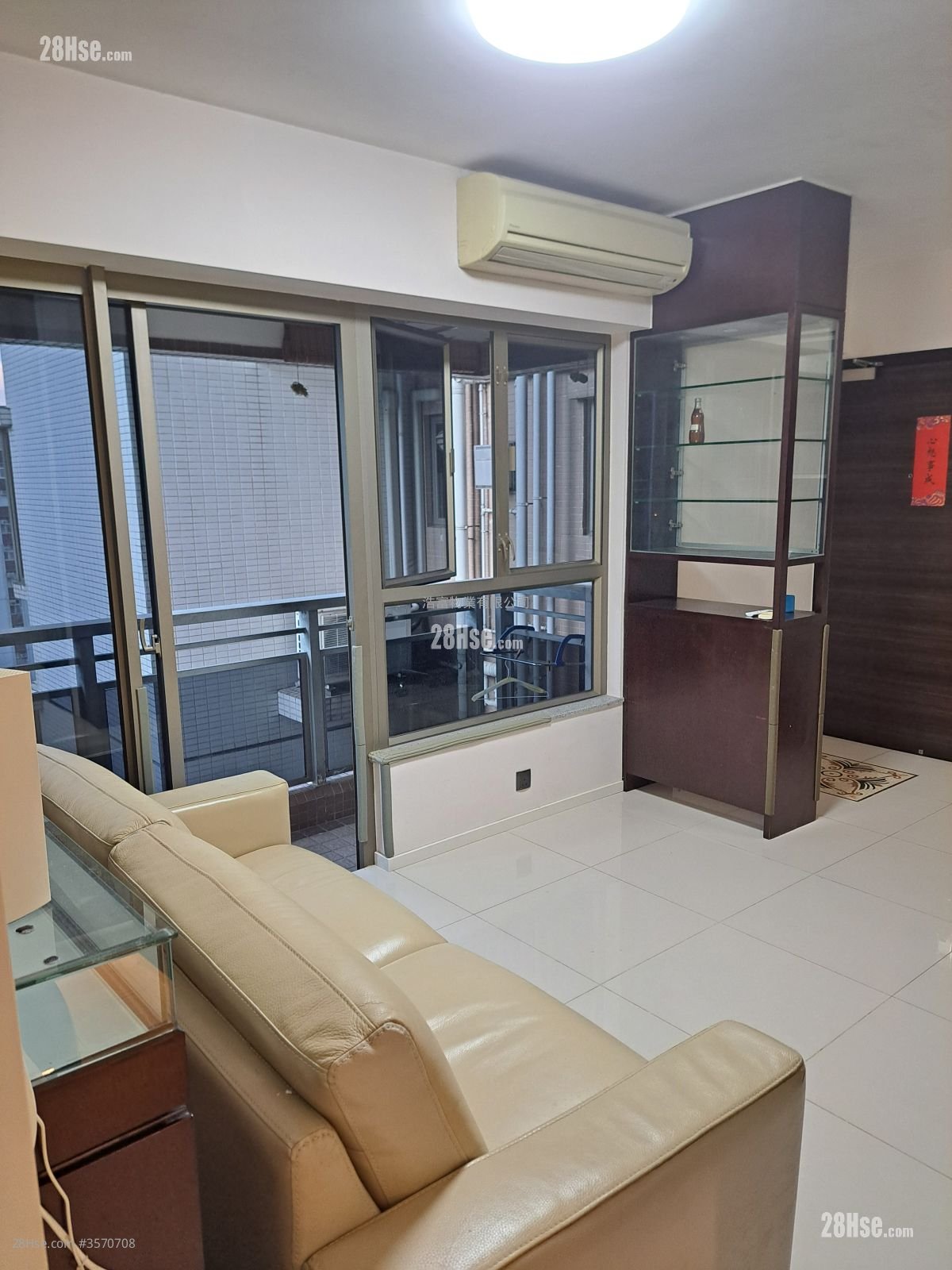 Splendid Place Rental 2 Bedrooms , 2 Bathrooms 685 ft² Splendid Place Rental 2 Bedrooms , 2 Bathrooms 685 ft²