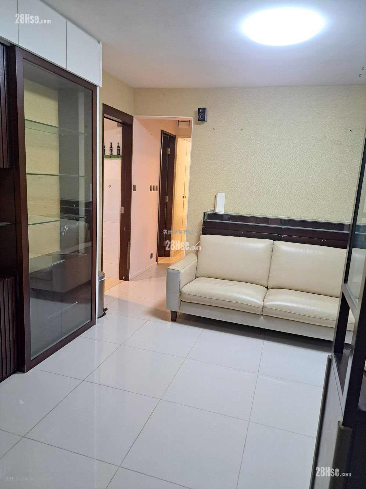 Splendid Place Rental 2 Bedrooms , 2 Bathrooms 685 ft² Splendid Place Rental 2 Bedrooms , 2 Bathrooms 685 ft²
