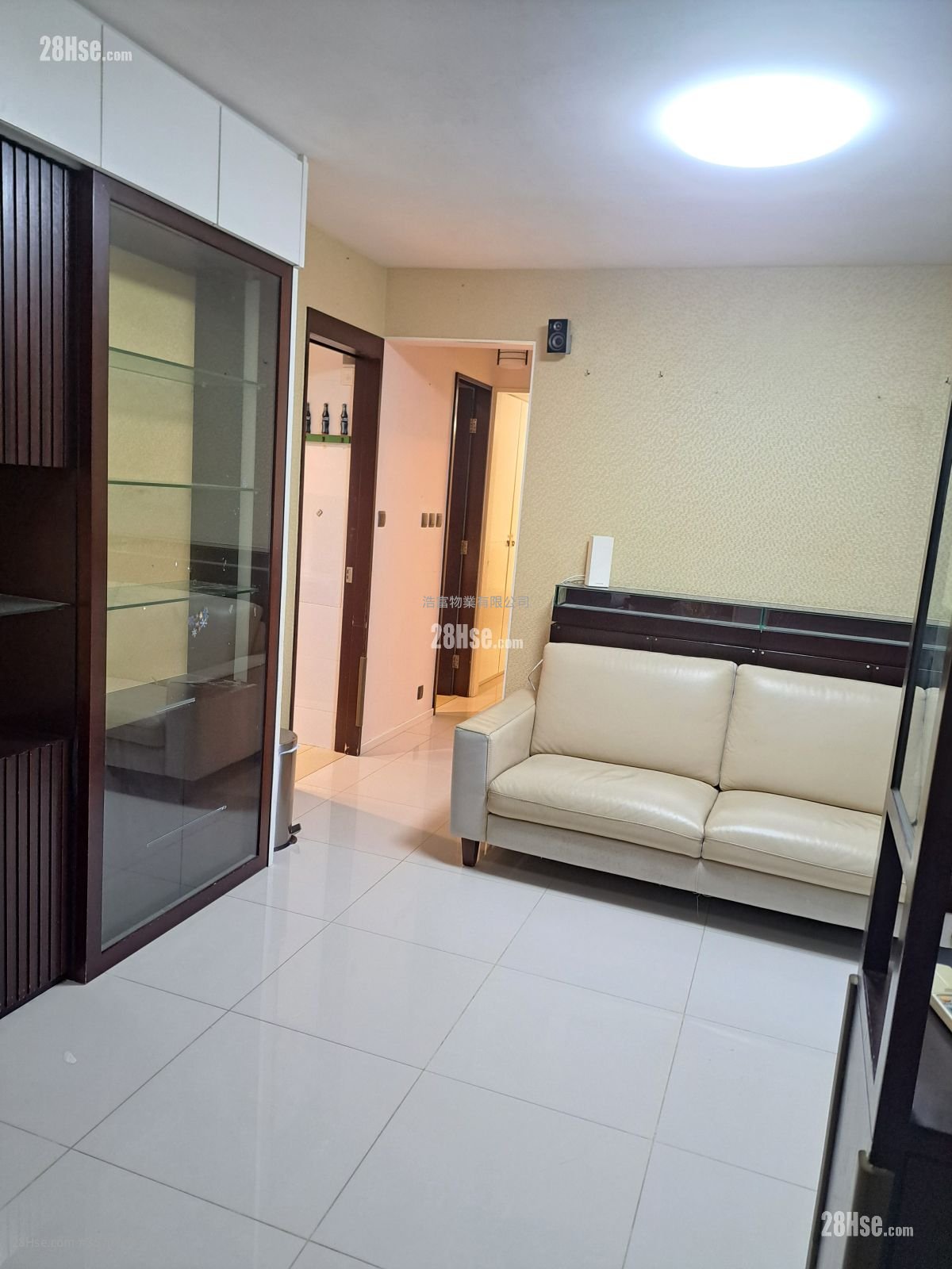 Splendid Place Rental 2 Bedrooms , 2 Bathrooms 685 ft² Splendid Place Rental 2 Bedrooms , 2 Bathrooms 685 ft²