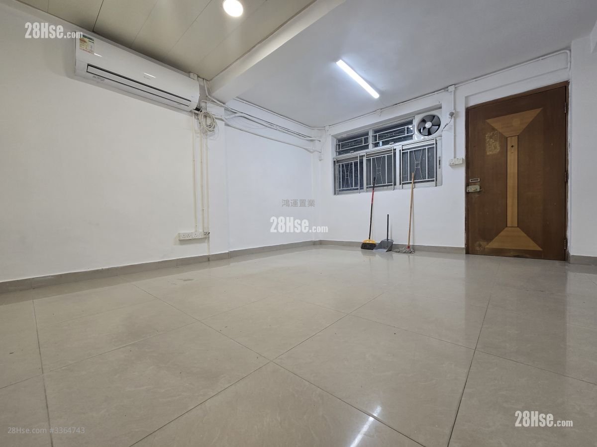 Ha Kwai Chung Village Rental 2 Bedrooms , 1 Bathroom 680 ft² Ha Kwai Chung Village Rental 2 Bedrooms , 1 Bathroom 680 ft²