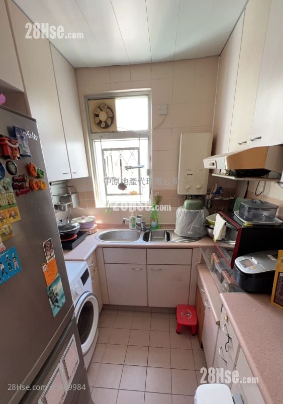 Tin Fu Court Sell 3 Bedrooms 650 ft² Tin Fu Court Sell 3 Bedrooms 650 ft²