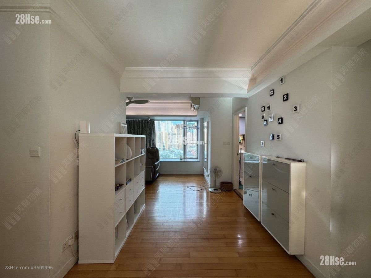 The Pacifica Sell 4 Bedrooms 921 ft² The Pacifica Sell 4 Bedrooms 921 ft²