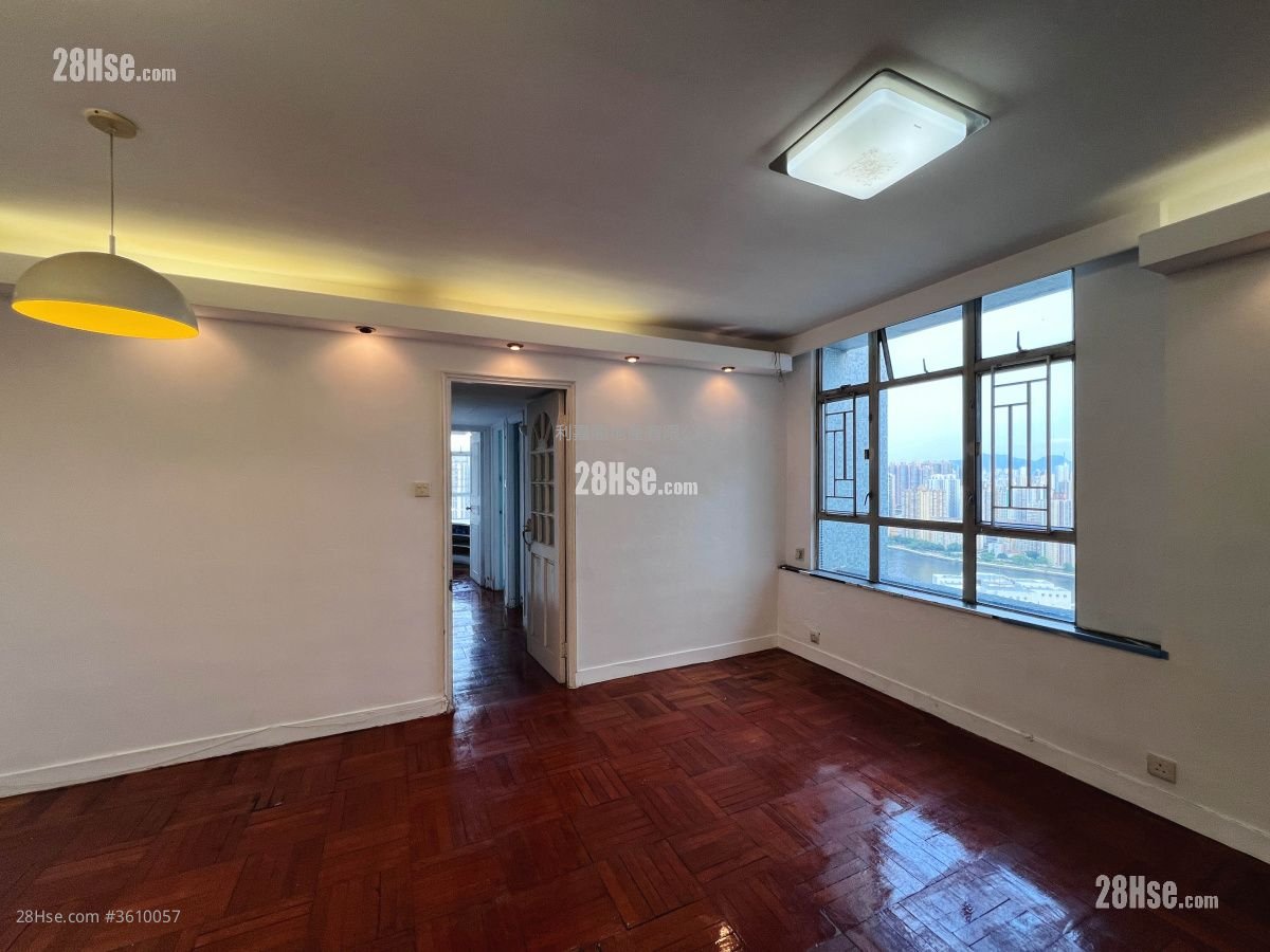 麗城花園 售盤 3 房 , 2 浴室 668 平方呎 麗城花園 售盤 3 房 , 2 浴室 668 平方呎