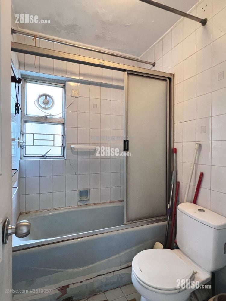 麗城花園 售盤 3 房 , 2 浴室 668 平方呎 麗城花園 售盤 3 房 , 2 浴室 668 平方呎