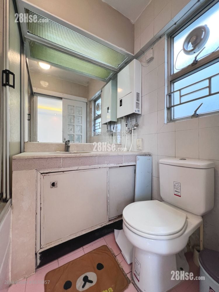 麗城花園 售盤 3 房 , 2 浴室 668 平方呎 麗城花園 售盤 3 房 , 2 浴室 668 平方呎