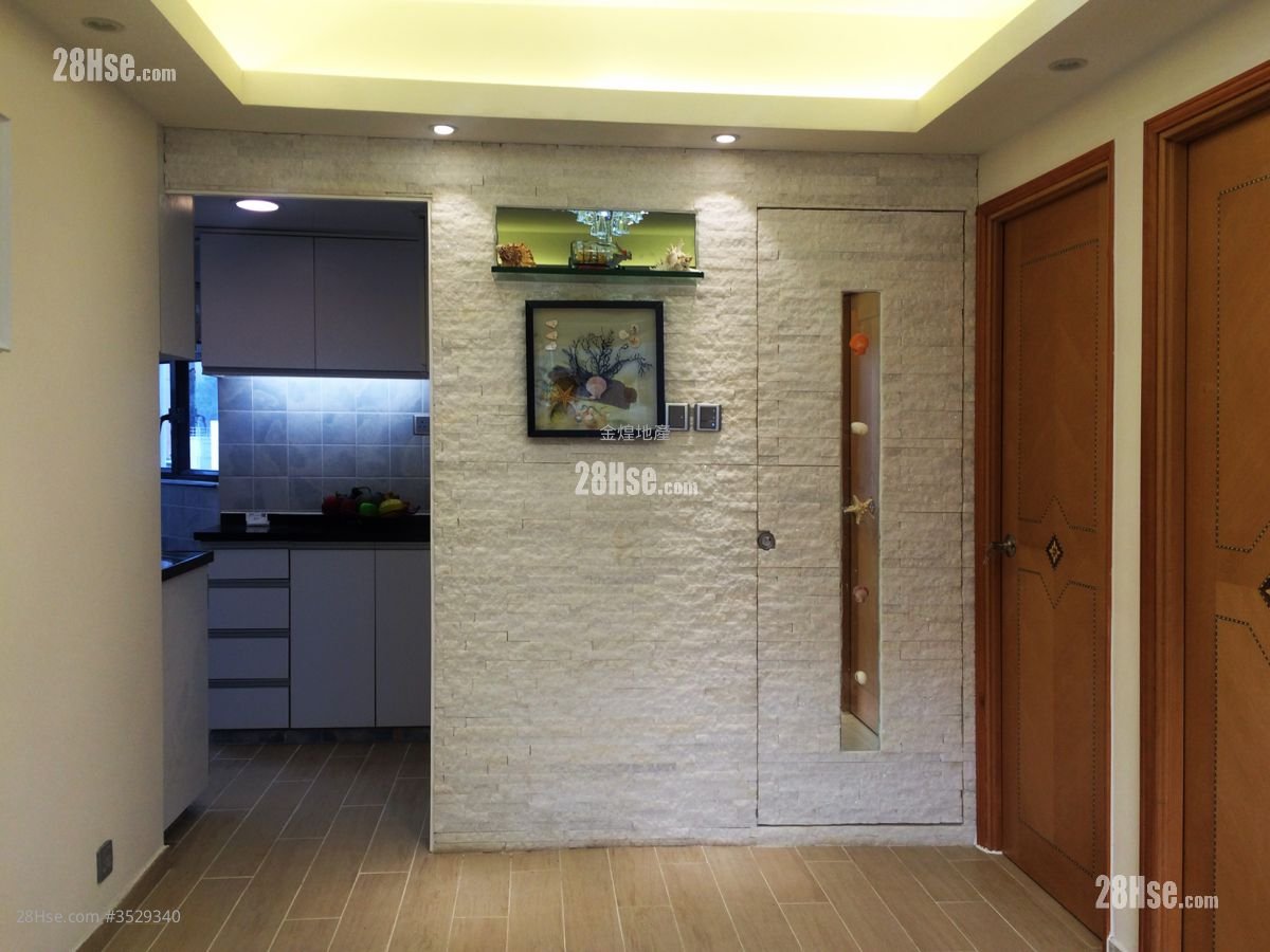 雅致苑 售盘 2 房 , 1 浴室 358 平方尺