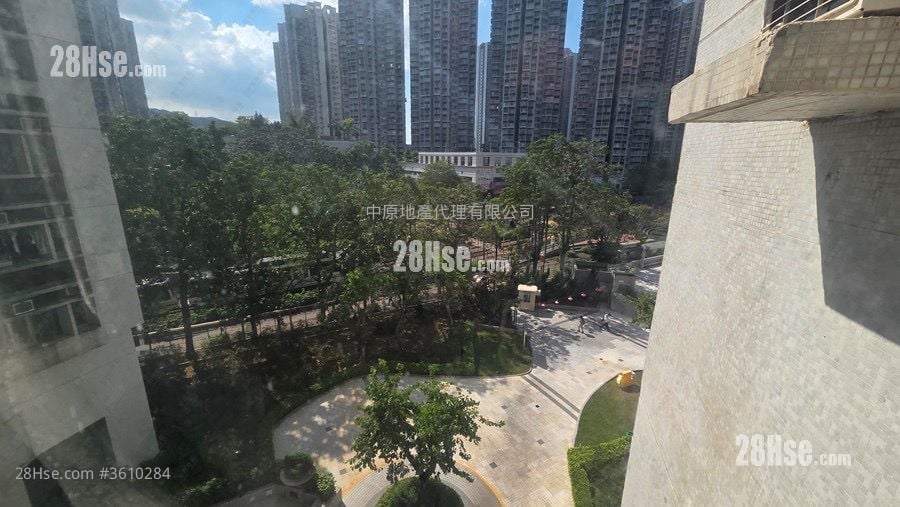 Kingswood Villas Sell 3 Bedrooms 548 ft² Kingswood Villas Sell 3 Bedrooms 548 ft²