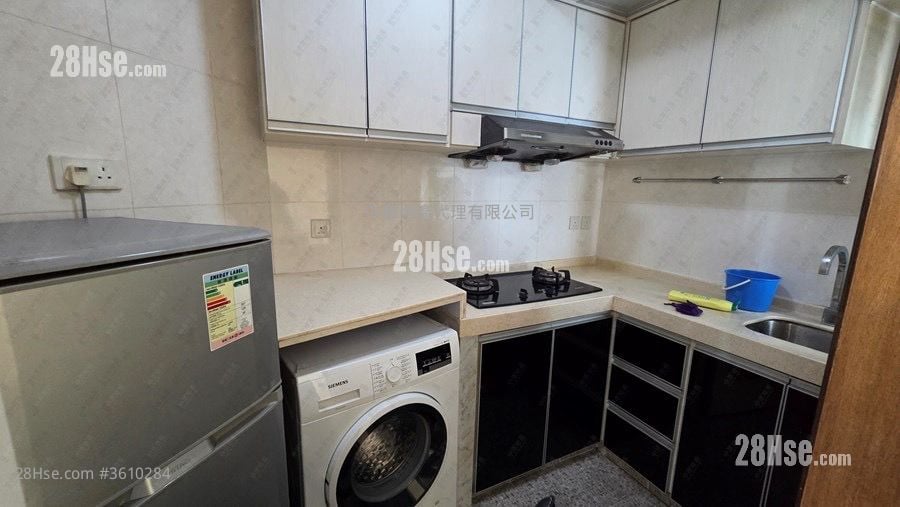 Kingswood Villas Sell 3 Bedrooms 548 ft² Kingswood Villas Sell 3 Bedrooms 548 ft²