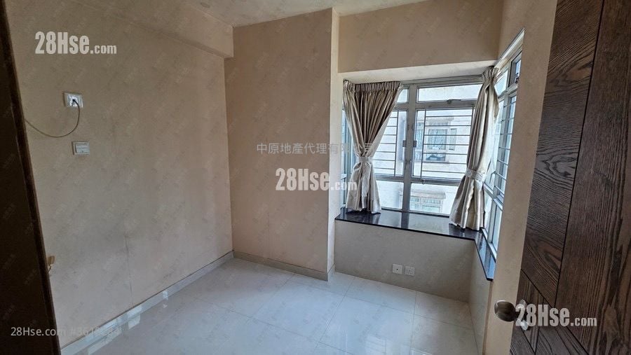 Kingswood Villas Sell 3 Bedrooms 548 ft² Kingswood Villas Sell 3 Bedrooms 548 ft²