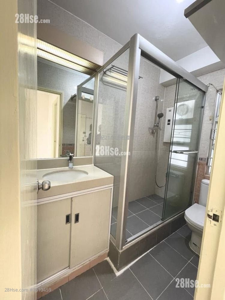 Yue Xiu Plaza Rental 2 Bedrooms , 1 Bathroom 448 ft² Yue Xiu Plaza Rental 2 Bedrooms , 1 Bathroom 448 ft²