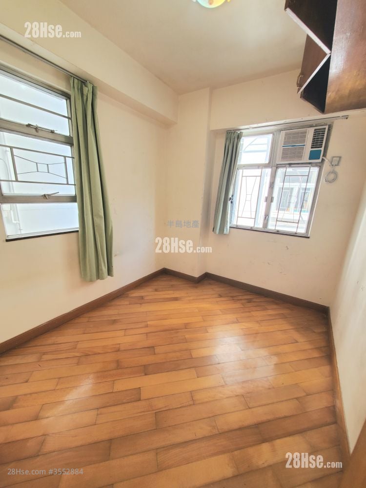 黃埔新村 售盤 2 房 , 1 浴室 400 平方呎 黃埔新村 售盤 2 房 , 1 浴室 400 平方呎