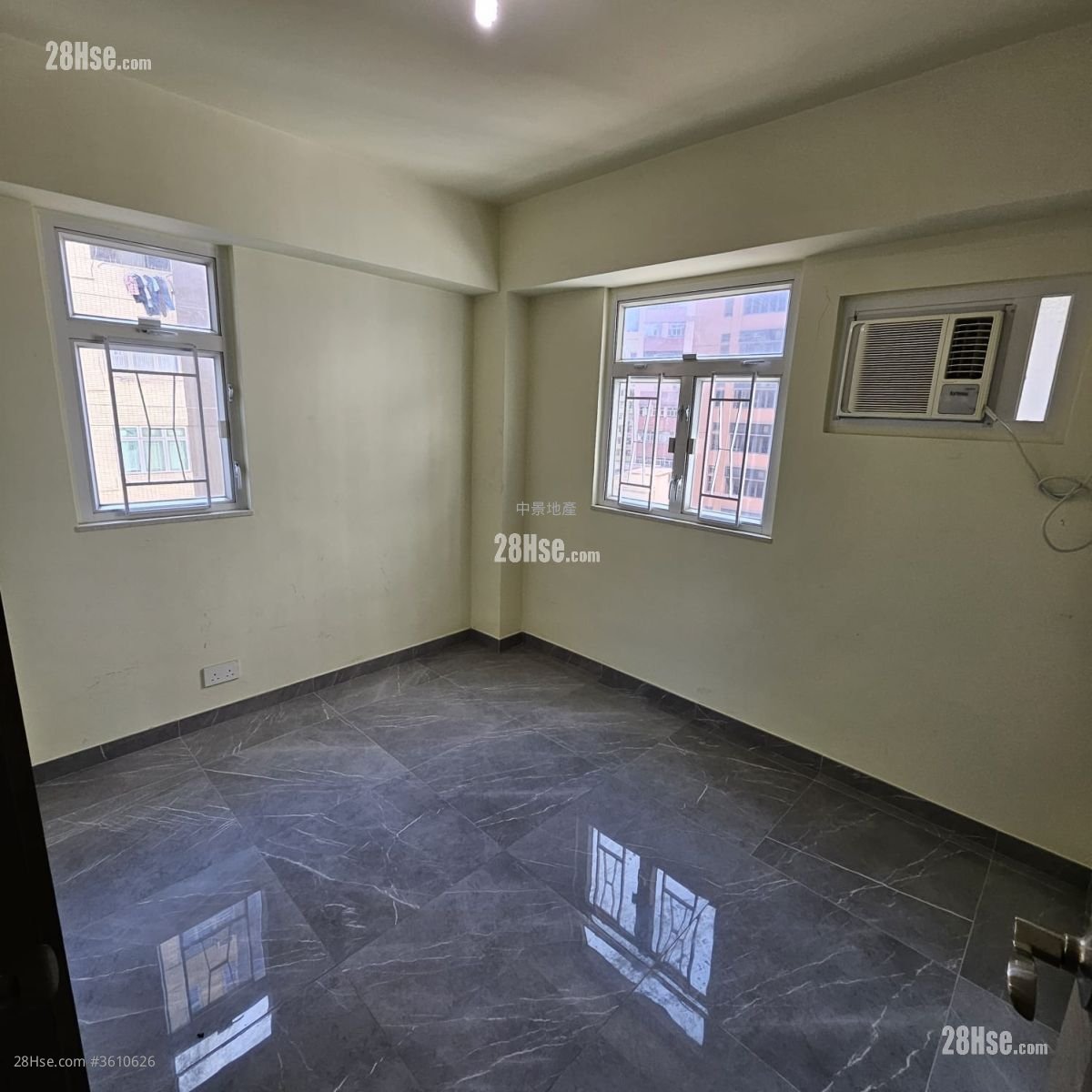 Wyler Garden Sell 2 Bedrooms , 1 Bathroom 409 ft² Wyler Garden Sell 2 Bedrooms , 1 Bathroom 409 ft²