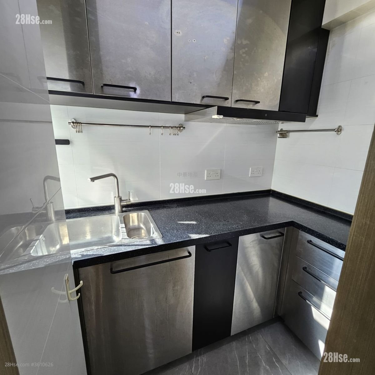Wyler Garden Sell 2 Bedrooms , 1 Bathroom 409 ft² Wyler Garden Sell 2 Bedrooms , 1 Bathroom 409 ft²